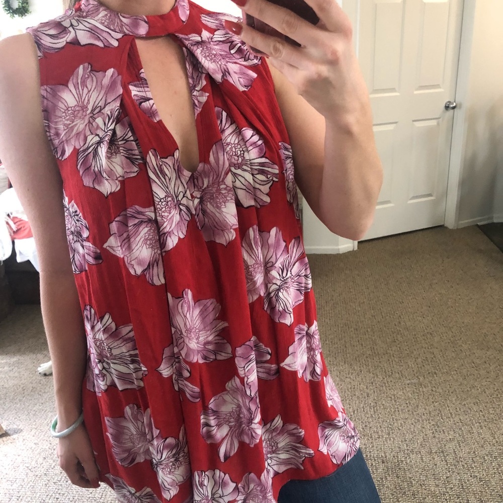 Forever 21 cutout front top